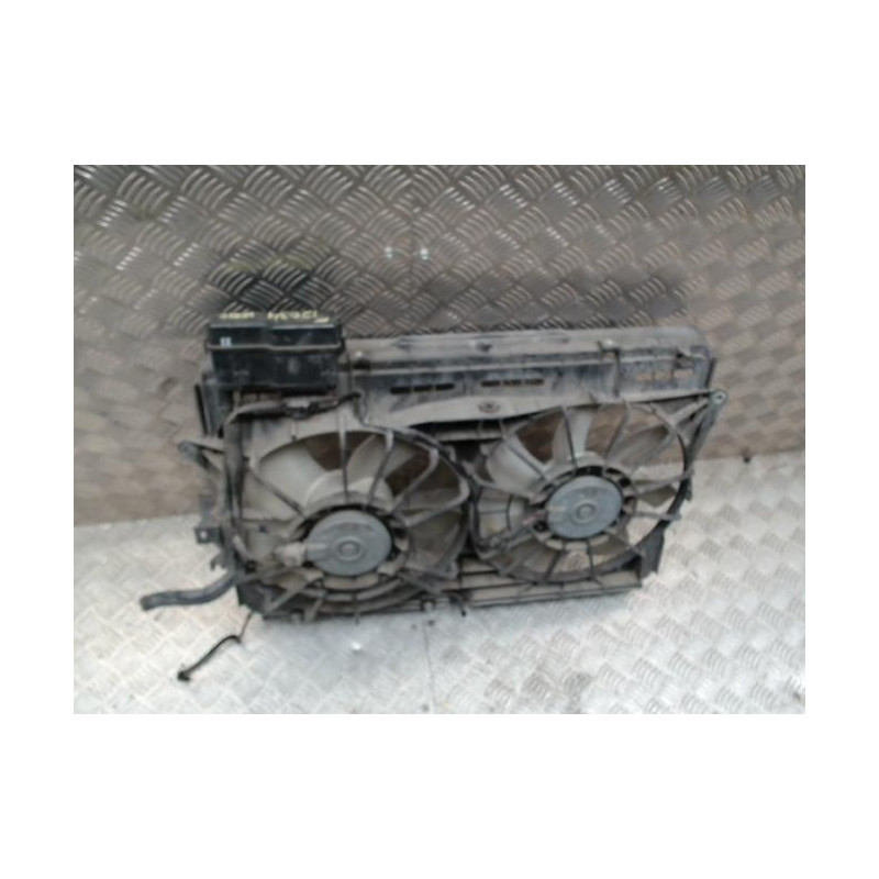 Moto ventilateur radiateur TOYOTA COROLLA VERSO 2 PHASE 1 d’occasion