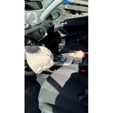 Feu arriere stop central PEUGEOT 308 2 PHASE 2 d’occasion