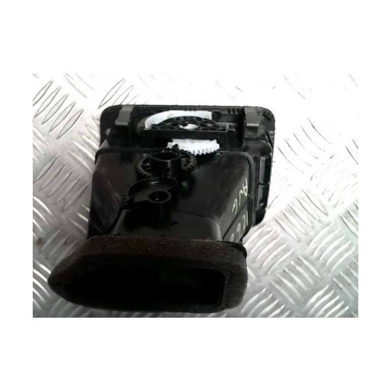 Aerateur tableau de bord avant gauche VOLKSWAGEN GOLF 6 d’occasion