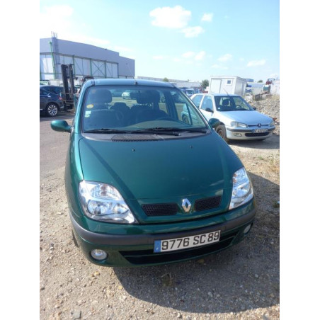 Pare choc avant RENAULT SCENIC 1 PHASE 2 d’occasion