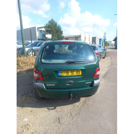 Pare choc avant RENAULT SCENIC 1 PHASE 2 d’occasion