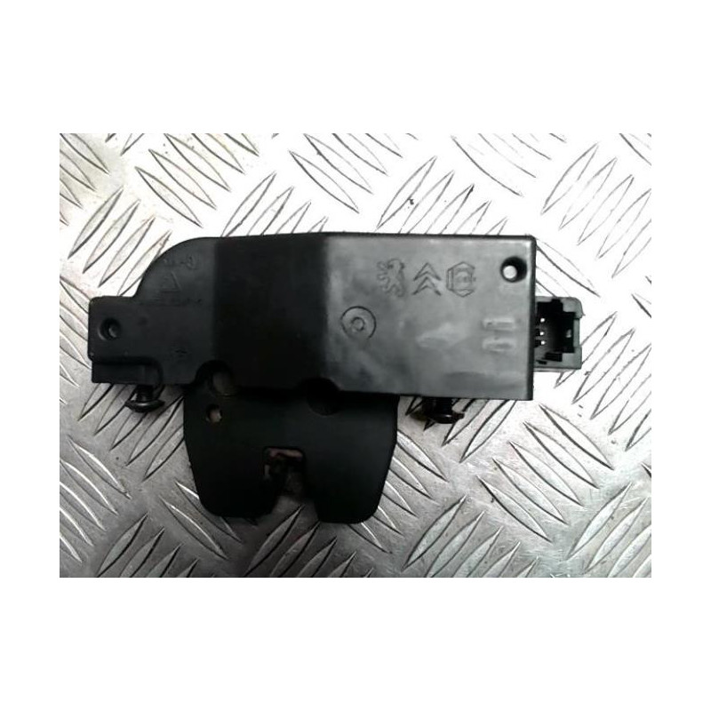 Serrure de coffre PEUGEOT 607 PHASE 1 d’occasion