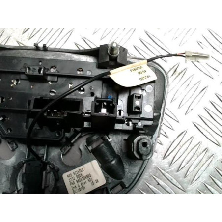 Eclairage de plafonnier PEUGEOT 607 PHASE 1 d’occasion