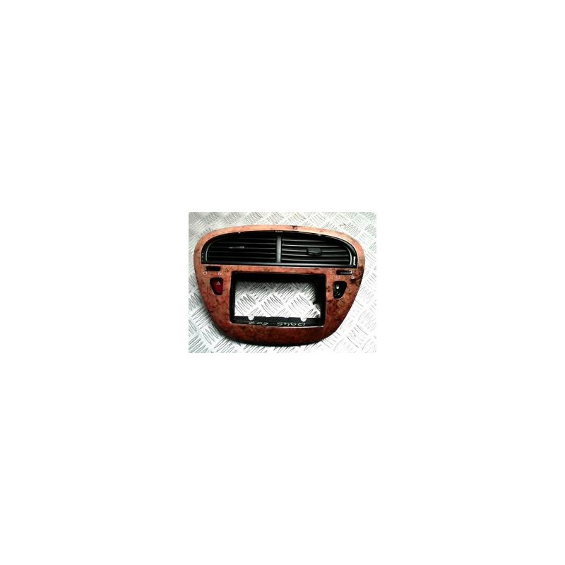 Aerateur tableau de bord PEUGEOT 607 PHASE 1 d’occasion