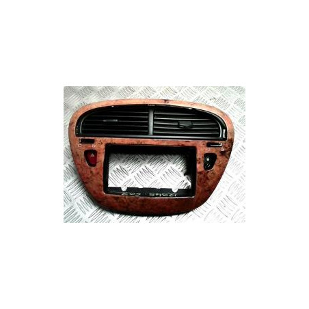 Aerateur tableau de bord PEUGEOT 607 PHASE 1 d’occasion