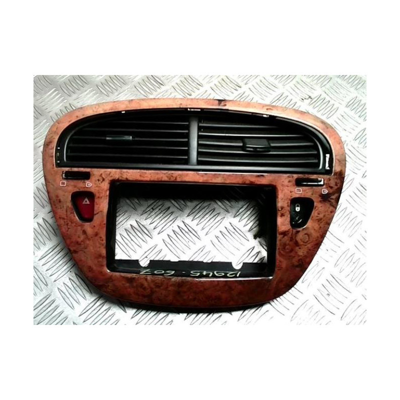 Aerateur tableau de bord PEUGEOT 607 PHASE 1 d’occasion