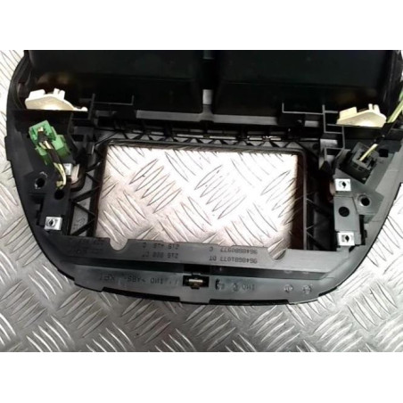 Aerateur tableau de bord PEUGEOT 607 PHASE 1 d’occasion