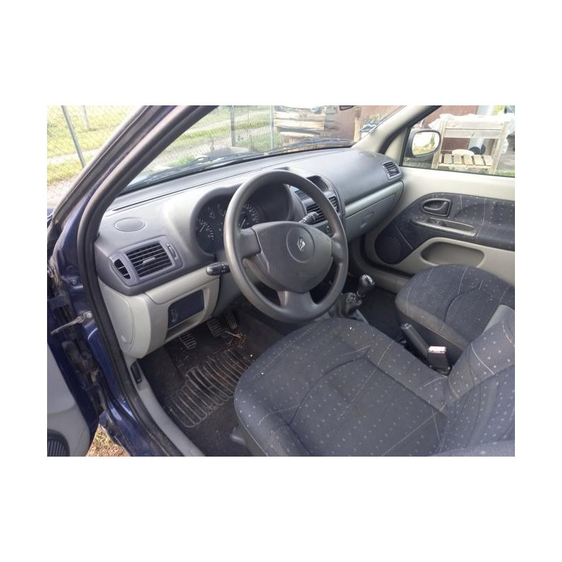 Pare choc avant RENAULT CLIO 2 PHASE 2 d’occasion