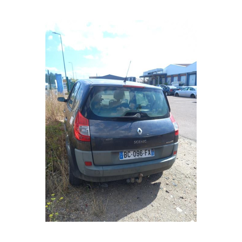Platine feu arriere gauche RENAULT SCENIC 2 PHASE 2 d’occasion