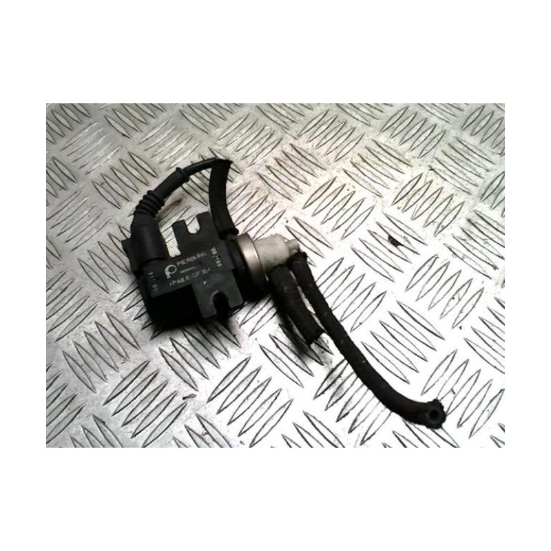 Bloc electrovannes AUDI A4 1 PHASE 2 d’occasion