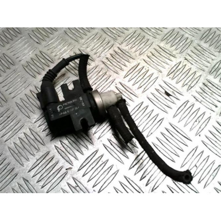 Bloc electrovannes AUDI A4 1 PHASE 2 d’occasion
