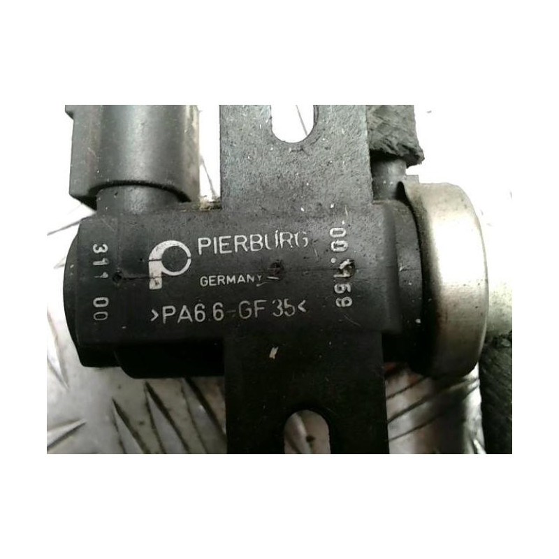 Bloc electrovannes AUDI A4 1 PHASE 2 d’occasion