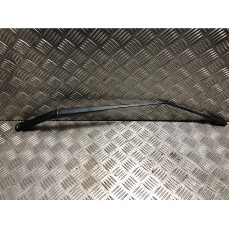 Bras essuie glace avant droit ALFA ROMEO MITO PHASE 1 d’occasion