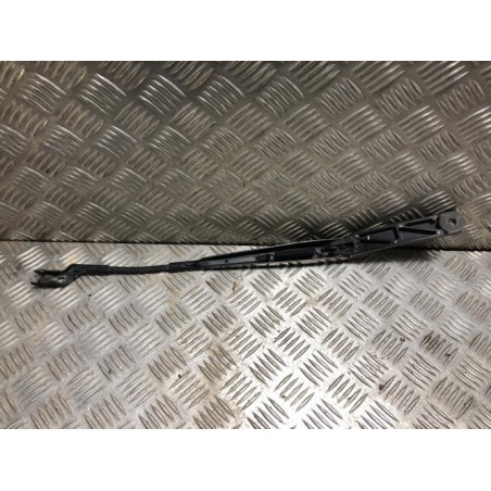 Bras essuie glace avant gauche VOLKSWAGEN POLO 5 PHASE 2 d’occasion