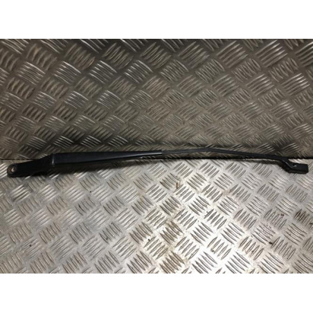 Bras essuie glace avant droit VOLKSWAGEN POLO 5 PHASE 2 d’occasion