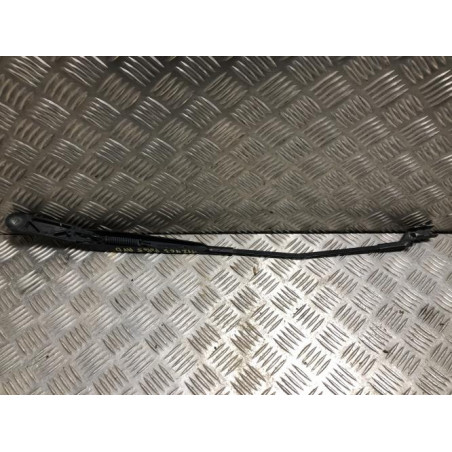 Bras essuie glace avant droit VOLKSWAGEN POLO 5 PHASE 2 d’occasion