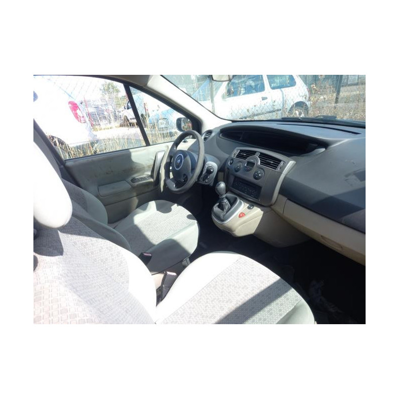 Platine feu arriere droit RENAULT SCENIC 2 PHASE 2 d’occasion
