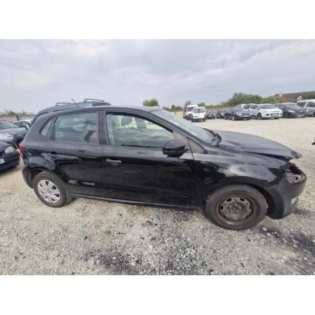 Feu arriere principal gauche (feux) VOLKSWAGEN POLO 5 PHASE 1 d’occasion