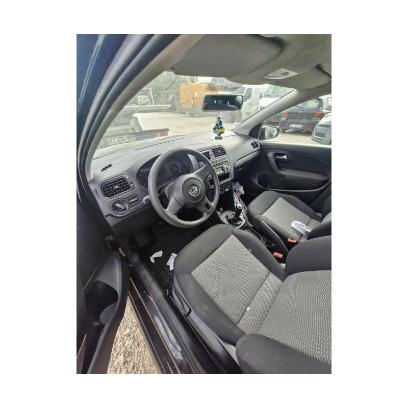 Feu arriere principal gauche (feux) VOLKSWAGEN POLO 5 PHASE 1 d’occasion