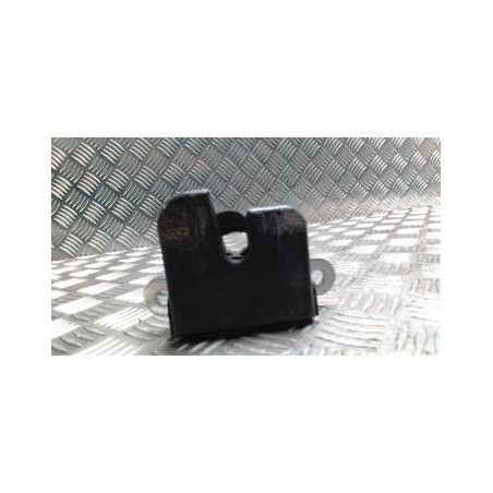 Serrure de coffre VOLKSWAGEN TOURAN 2 d’occasion
