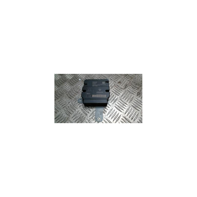 Boitier air bag RENAULT CLIO 4 PHASE 1 d’occasion