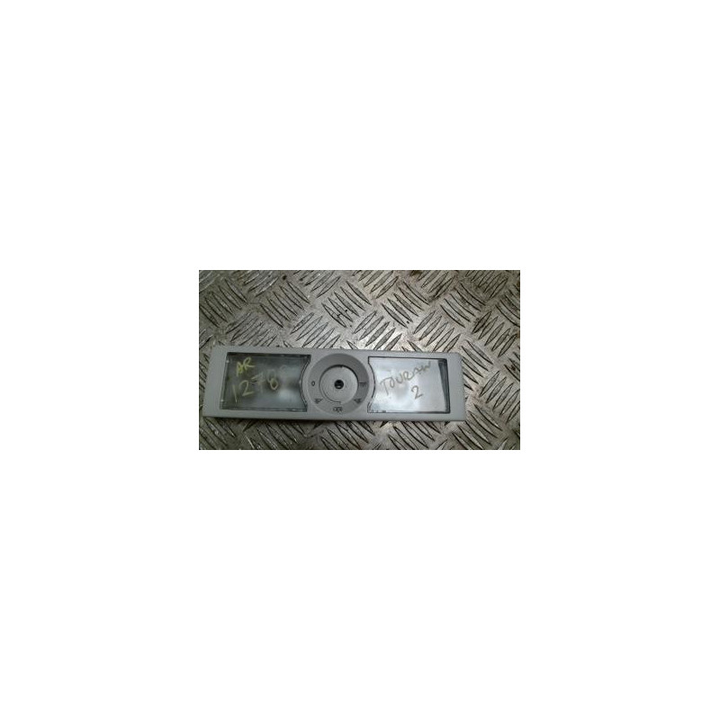 Eclairage de plafonnier VOLKSWAGEN TOURAN 2 d’occasion