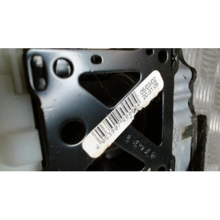 Ceinture avant gauche MERCEDES CLASSE C 203 COUPE SPORT PHASE 1 d’occasion