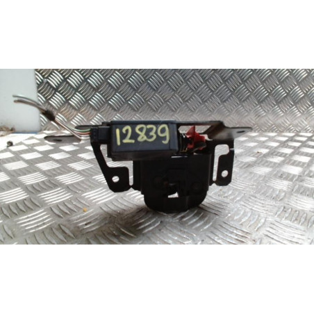 Serrure de coffre BMW X3 E83 PHASE 1 d’occasion