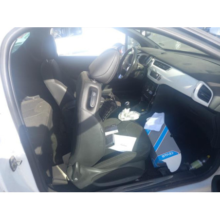 Serrure avant droit CITROEN DS3 PHASE 1 d’occasion
