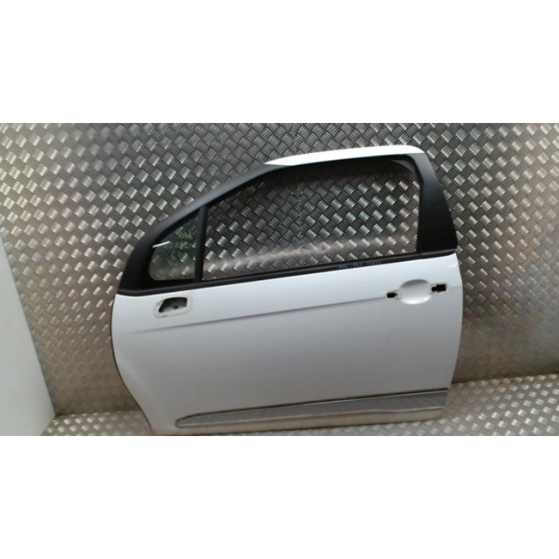 Porte avant gauche CITROEN DS3 PHASE 1 d’occasion
