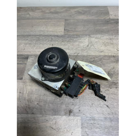 Bloc ABS (freins anti-blocage) RENAULT TWINGO 1 PHASE 3 d’occasion