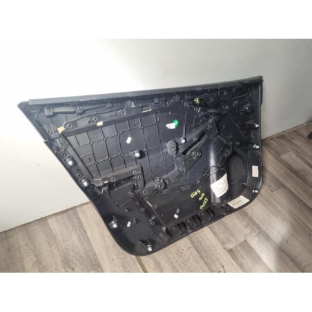 Panneau de porte avant droit RENAULT CLIO 5 PHASE 1 d’occasion