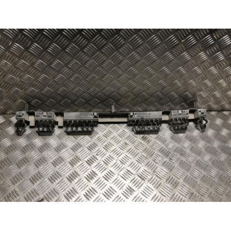 Support de pare chocs arriere RENAULT CLIO 5 PHASE 1 d’occasion