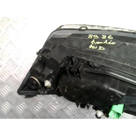Optique avant principal droit (feux)(phare) FORD MONDEO 2 d’occasion