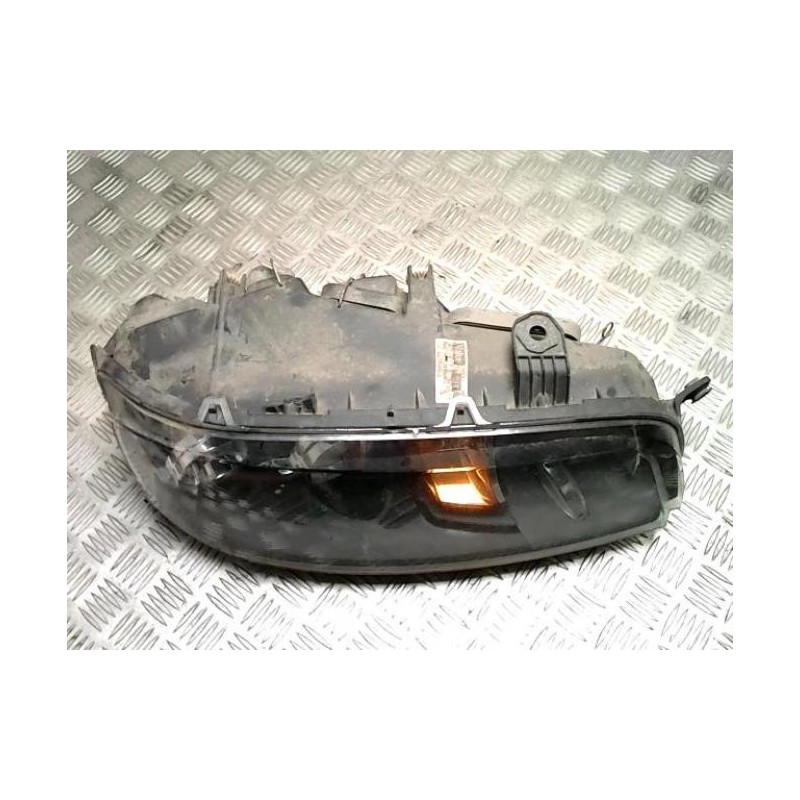 Optique avant principal droit (feux)(phare) FIAT PUNTO 2 PHASE 1 d’occasion