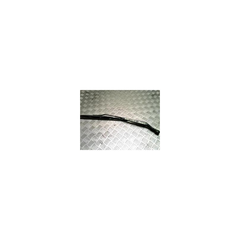 Bras essuie glace avant gauche NISSAN MICRA 3 PHASE 3 d’occasion