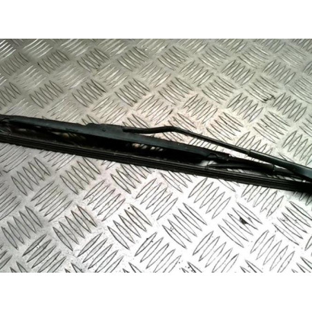 Bras essuie glace avant gauche NISSAN MICRA 3 PHASE 3 d’occasion