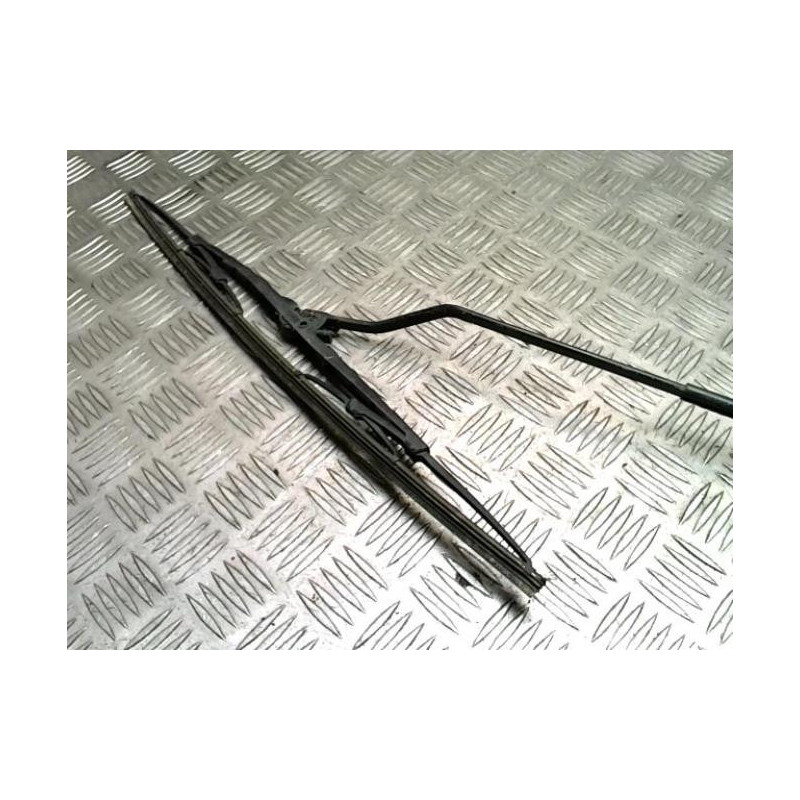 Bras essuie glace avant droit NISSAN MICRA 3 PHASE 3 d’occasion