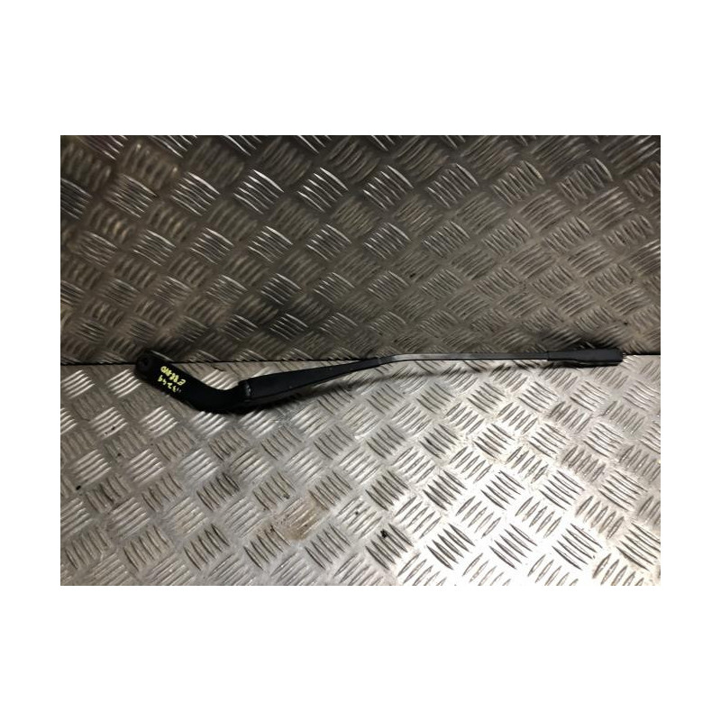 Bras essuie glace avant droit BMW SERIE 1 E88 CABRIO d’occasion