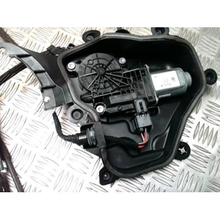 Leve vitre electrique avant gauche NISSAN MICRA 3 PHASE 3 d’occasion