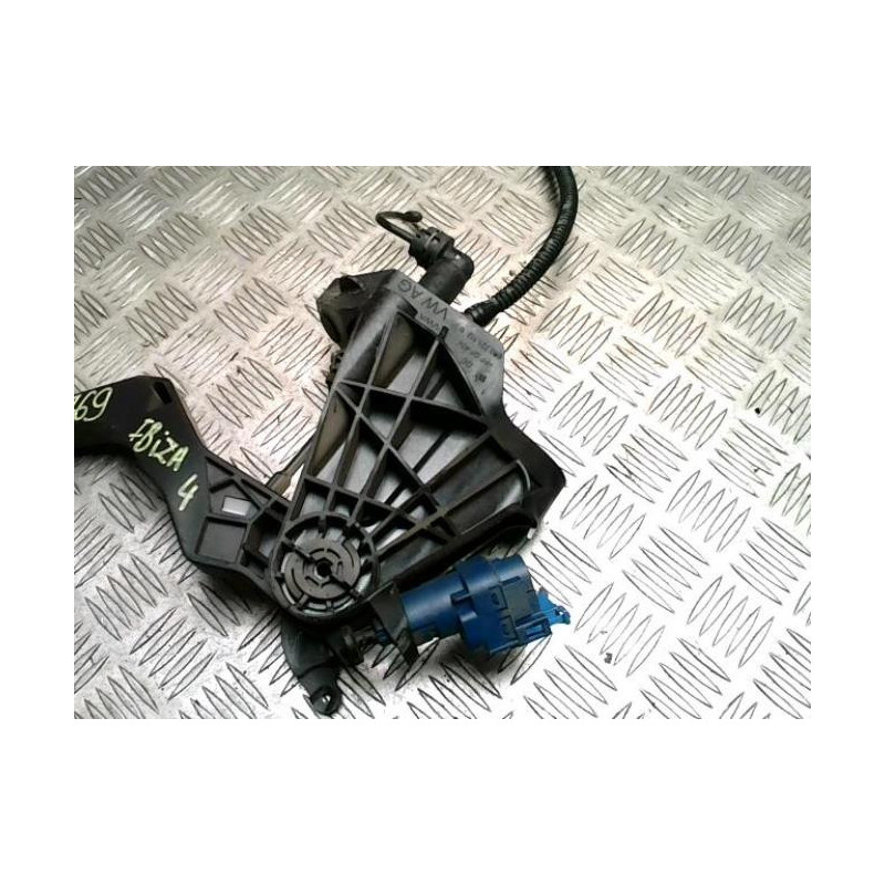 Pedale de frein SEAT IBIZA 4 PHASE 1 d’occasion