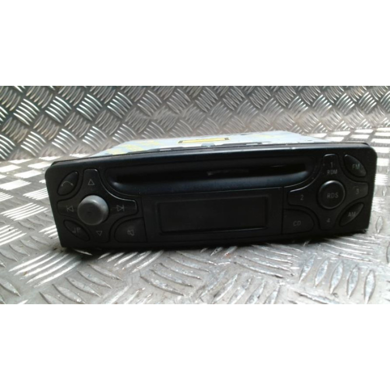 Autoradio d'origine MERCEDES CLASSE C 203 COUPE SPORT PHASE 1 d’occasion