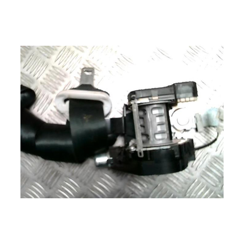 Ceinture avant droit NISSAN MICRA 3 PHASE 3 d’occasion