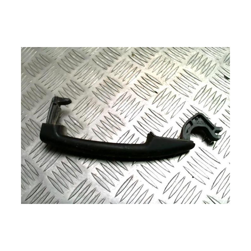 Poignee porte coffre droit CITROEN BERLINGO 2 PHASE 3 d’occasion