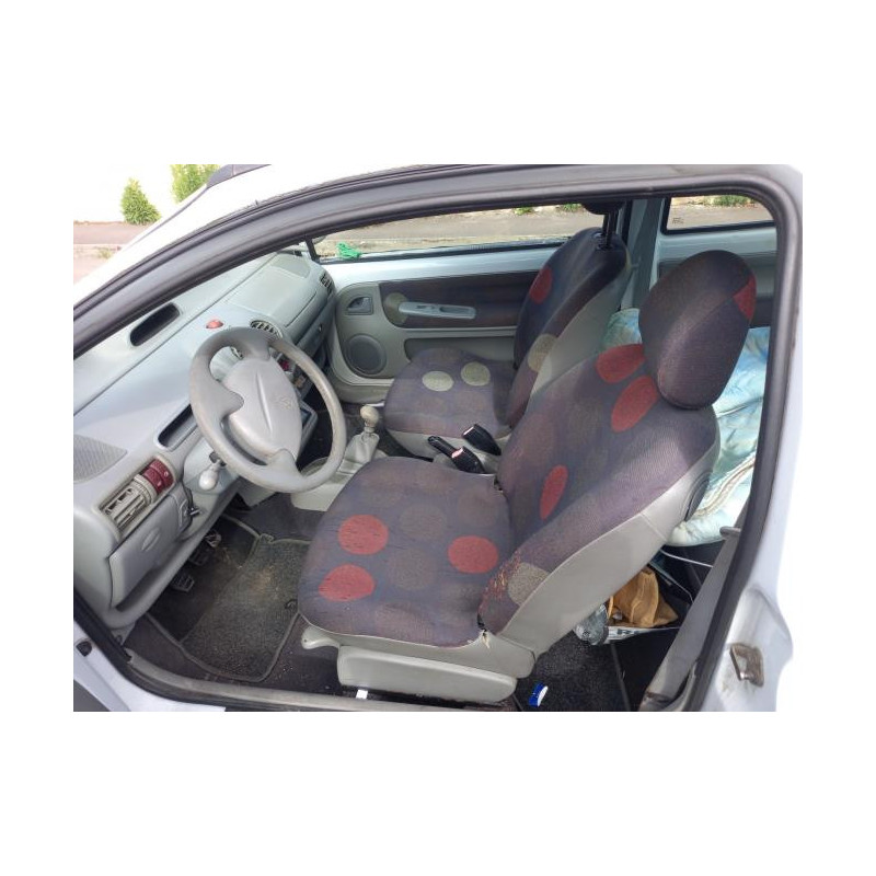 Optique avant principal gauche (feux)(phare) RENAULT TWINGO 1 PHASE 3 d’occasion