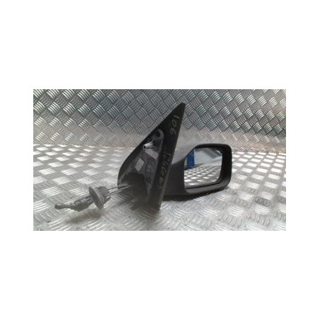 Retroviseur droit PEUGEOT 106 PHASE 1 d’occasion