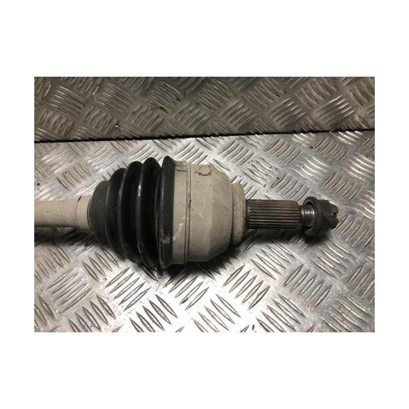 Cardan droit (transmission) RENAULT TRAFIC 3 COURT PHASE 1 d’occasion