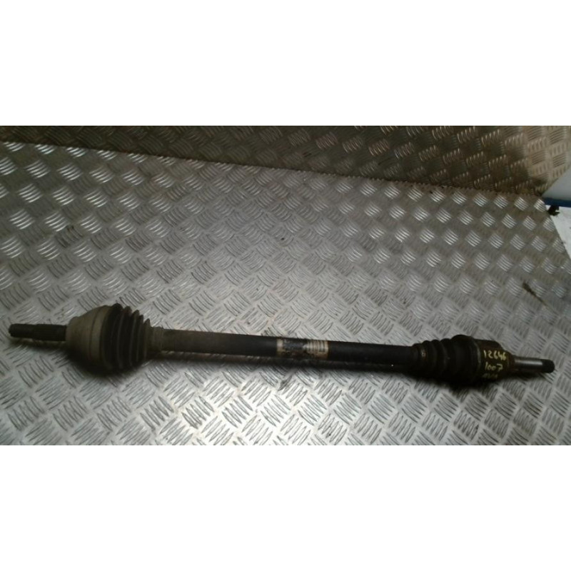 Cardan droit (transmission) PEUGEOT 1007 d’occasion