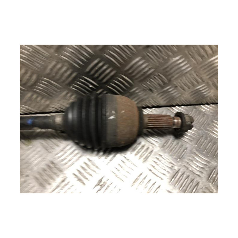 Cardan gauche (transmission) NISSAN MICRA 5 d’occasion