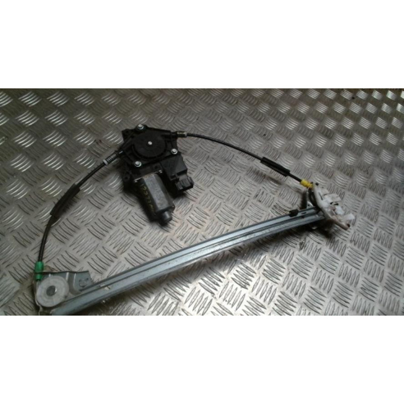 Leve vitre electrique avant gauche PEUGEOT 406 PHASE 1 d’occasion